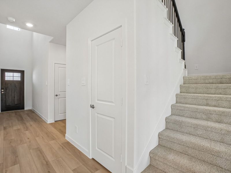 Spacious, unfurnished interior of a new home in Parks at Foster Crossing - Signature Series, Anna (Image 12).