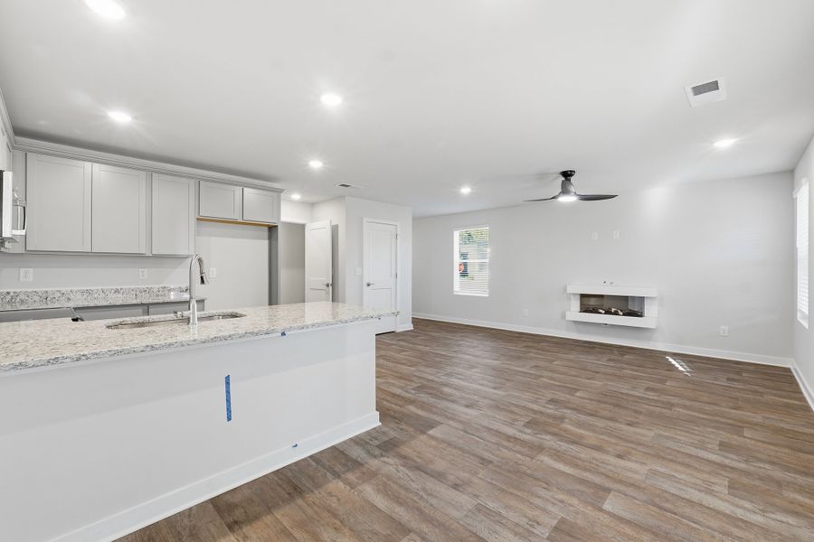 3318 Stonewall Lane, Union City, GA.  - Slide 6