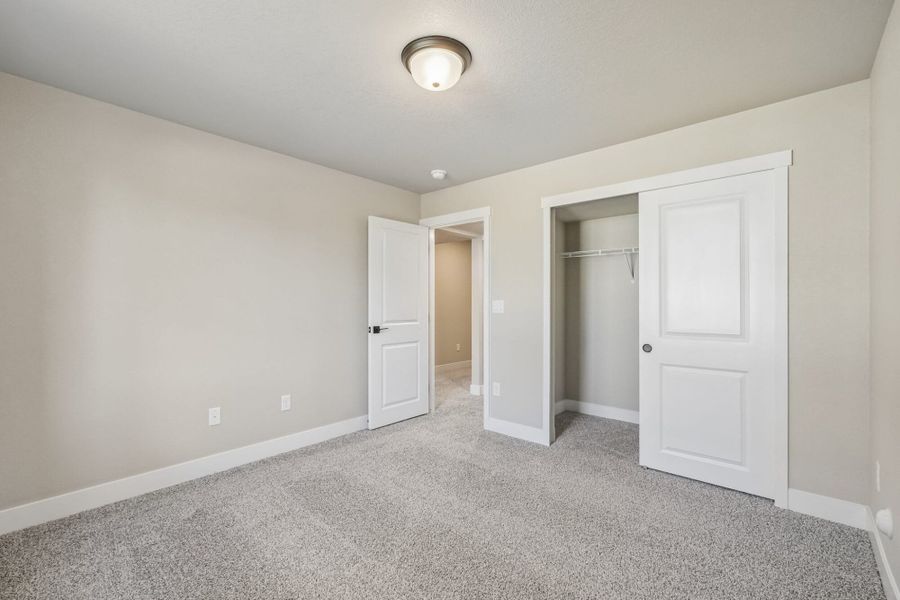 Spacious, unfurnished interior of a new home in Aspen Ranch, Fountain (Image 56).