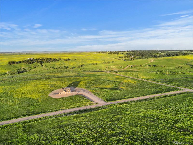 Image 22 of a home in .