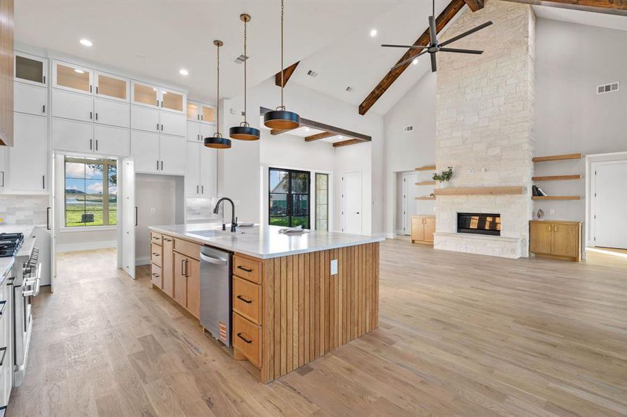 Furnished interior view inside a new home in , Weatherford (Image 5).