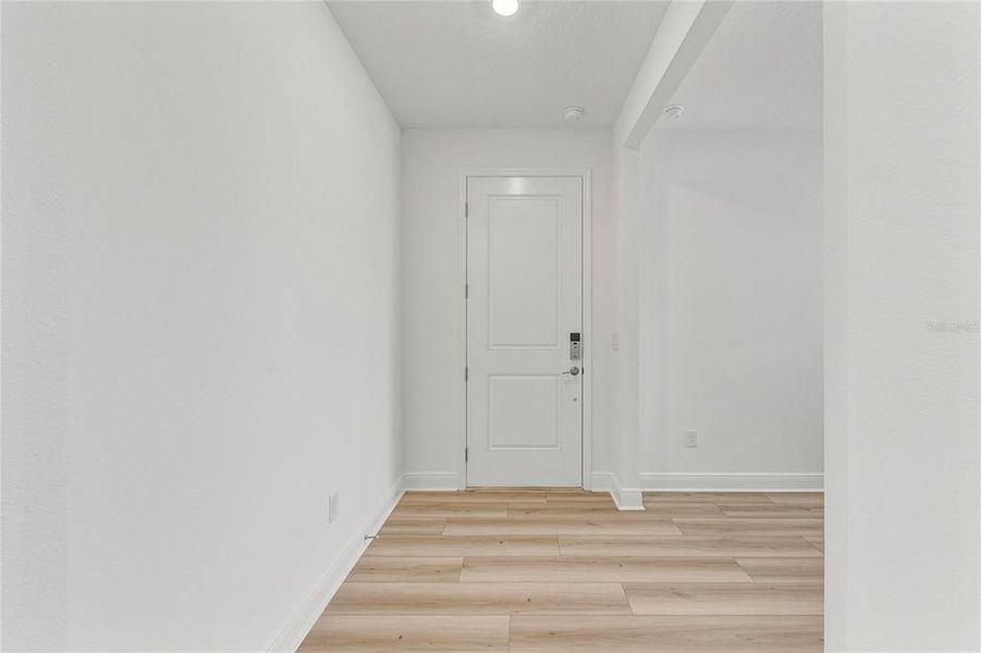 Spacious, unfurnished interior of a new home in SeaFlower, Bradenton (Image 41). Spacious, unfurnished interior of a new home in SeaFlower, Bradenton (Image 41).