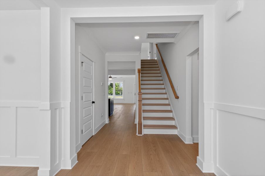 Spacious, unfurnished interior of a new home in Colleton Park, Aiken (Image 11). Spacious, unfurnished interior of a new home in Colleton Park, Aiken (Image 11).