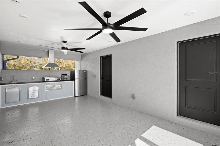 Spacious, unfurnished interior of a new home in , Okeechobee (Image 26).