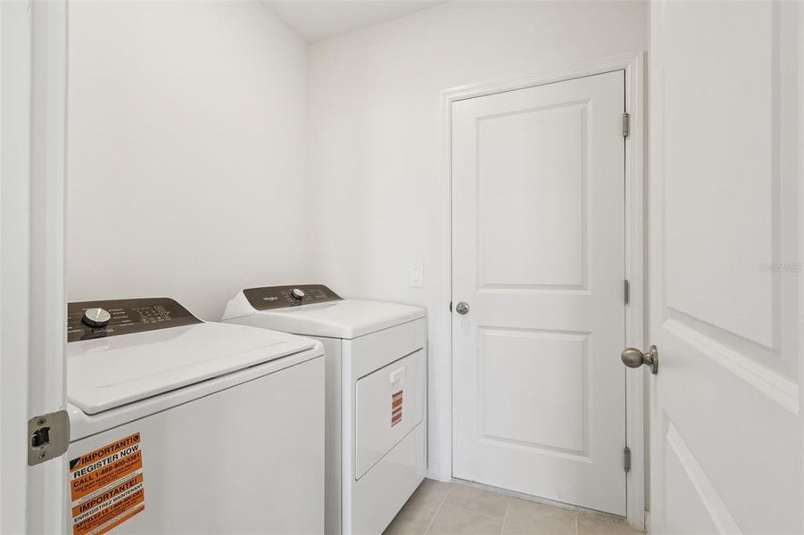 Close-up of interior finishes inside a home in Crosswinds - Classic Series, Haines City (Image 15).