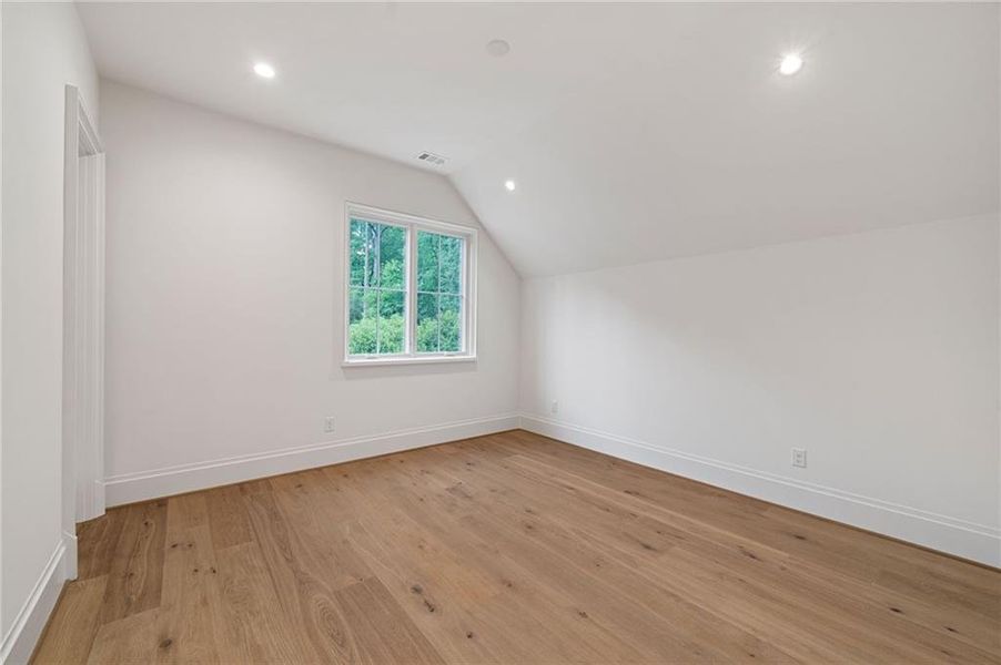 Spacious, unfurnished interior of a new home in , Atlanta (Image 51).