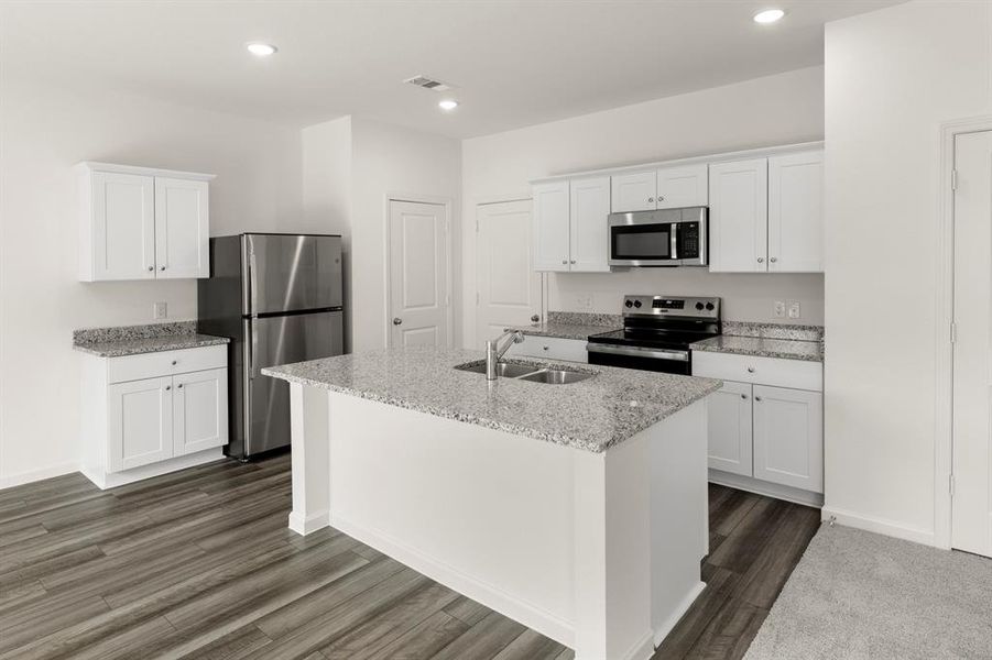 08. 14152 Donahue - Kitchen (2)