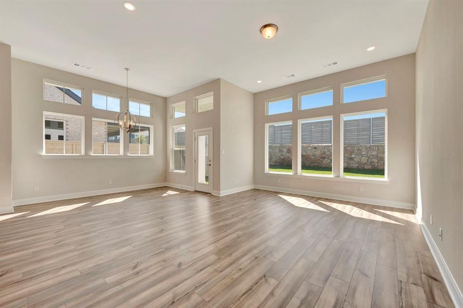 Spacious, unfurnished interior of a new home in Treeline, Justin (Image 25).