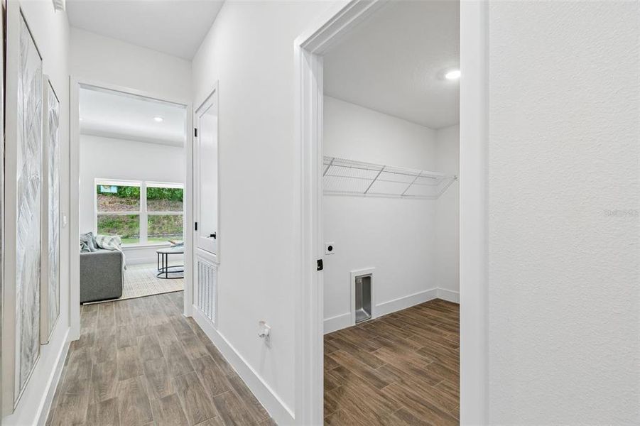 Spacious, unfurnished interior of a new home in Abbey Glen, Dade City (Image 23). Spacious, unfurnished interior of a new home in Abbey Glen, Dade City (Image 23).