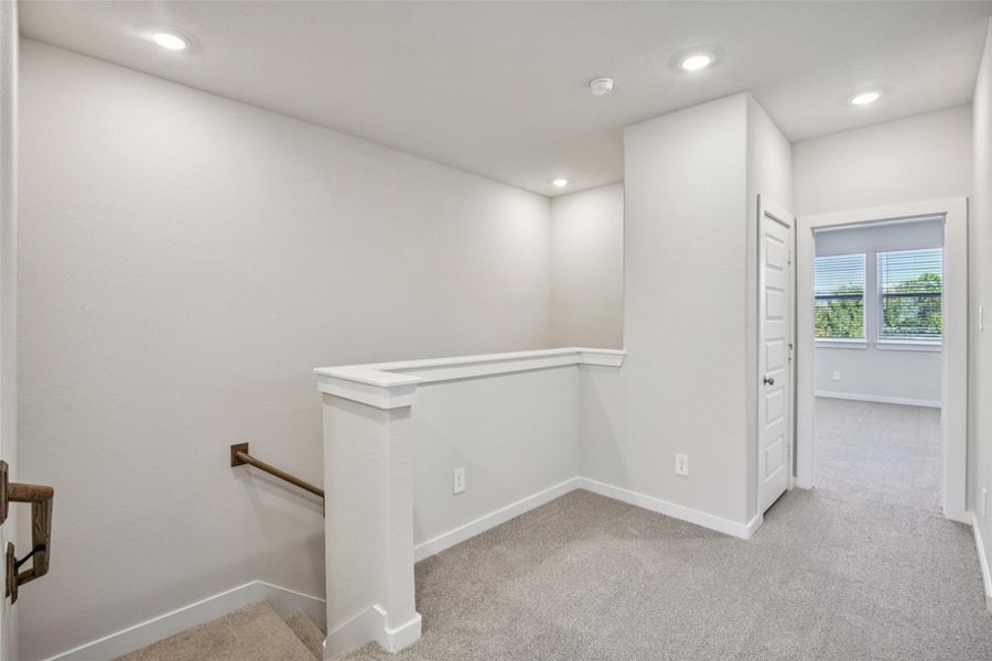 Spacious, unfurnished interior of a new home in Parkway Commons - City Series, Missouri City (Image 26).