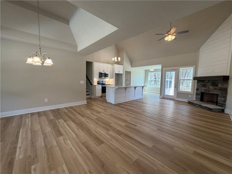 Spacious, unfurnished interior of a new home in , Talking Rock (Image 17).