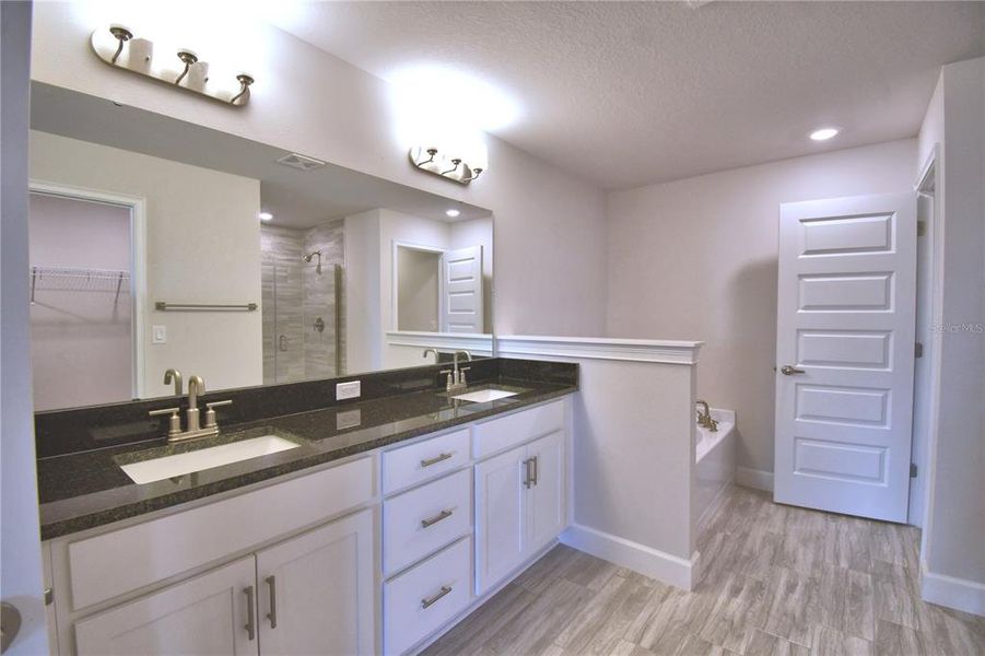 Furnished interior view inside a new home in Lake Juliana Estates, Auburndale (Image 18).