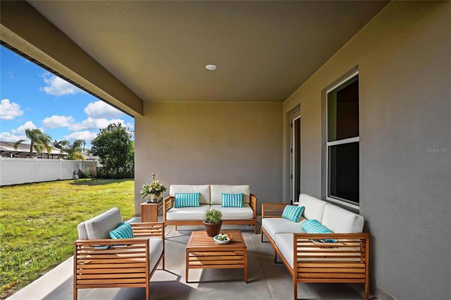 Exterior details and patio area of a home in , Spring Hill (Image 30).