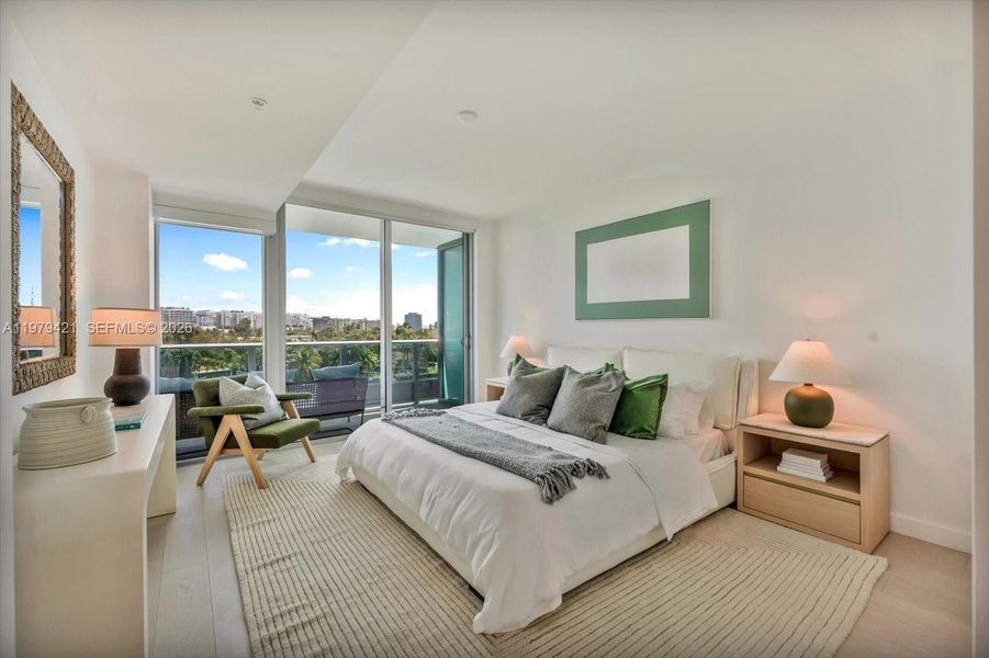 Furnished interior view inside a new home in , Bal Harbour (Image 17).