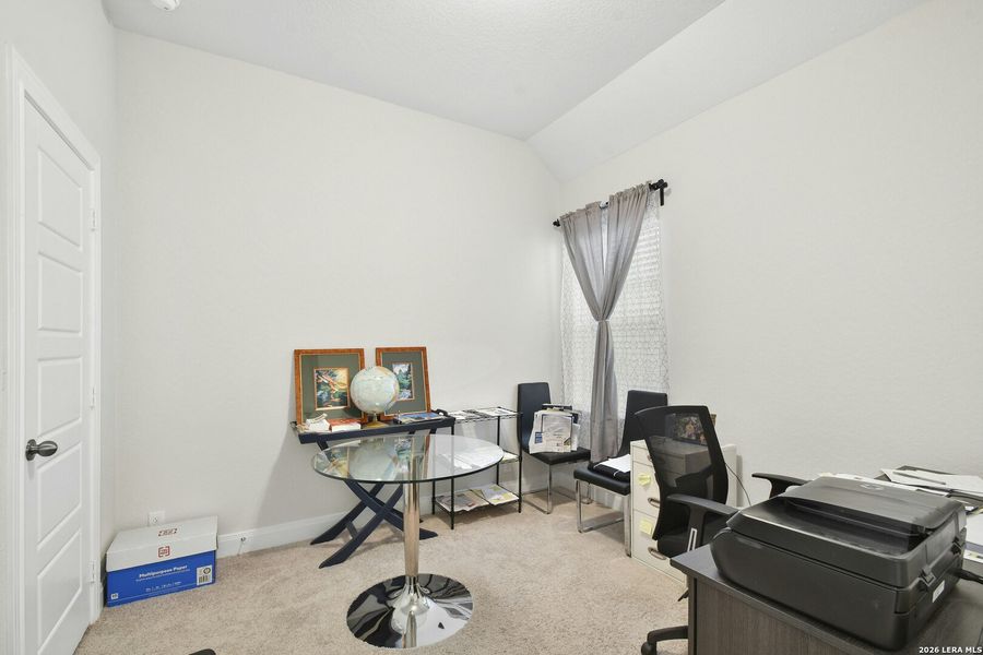 Furnished interior view inside a new home in The Crossvine 45’, Schertz (Image 31).