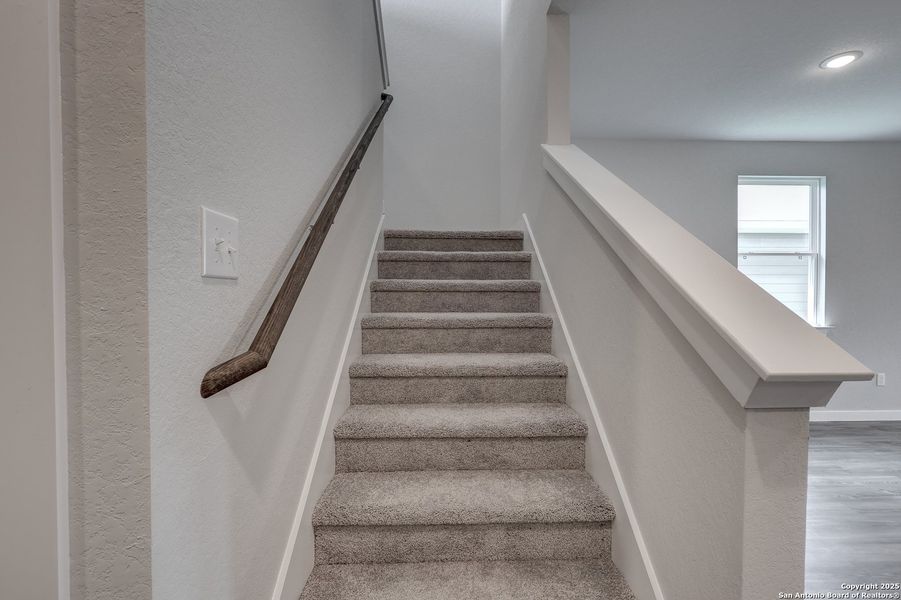 Image 24 of a home in Cinco Lakes.