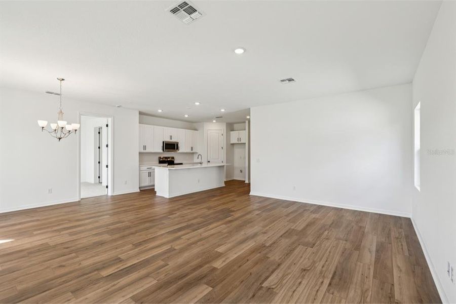 Spacious, unfurnished interior of a new home in Sunbrooke, St. Cloud (Image 32).