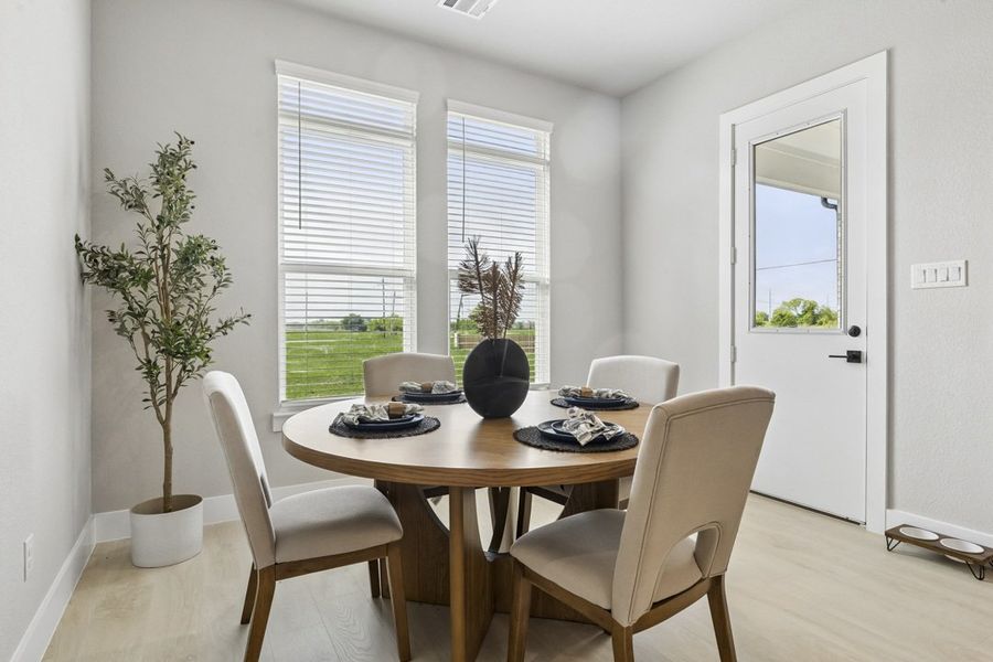 Representative furnished interior of a home built from the The Quartz by Lillian Custom Homes in Peaks at Lone Elm, Waxahachie (Image 18). Representative furnished interior of a home built from the The Quartz by Lillian Custom Homes in Peaks at Lone Elm, Waxahachie (Image 18).