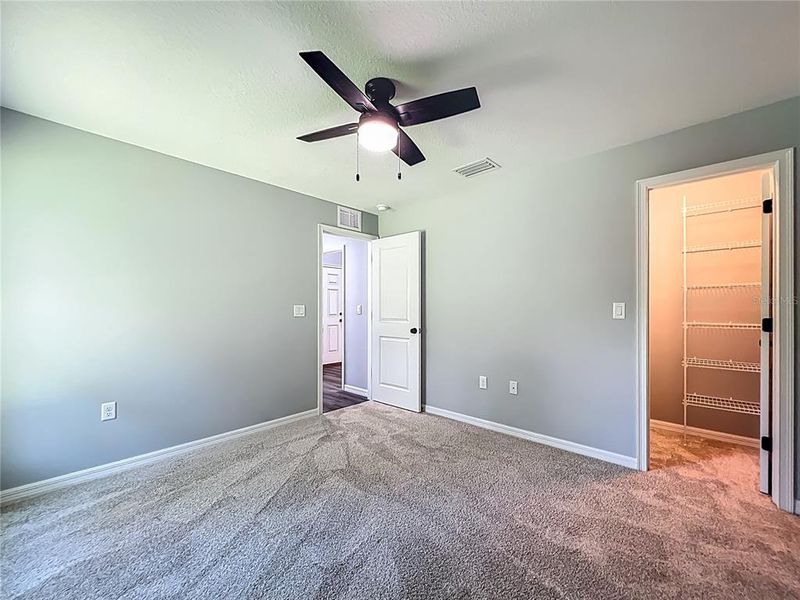 Spacious, unfurnished interior of a new home in , Lake Panasoffkee (Image 20).