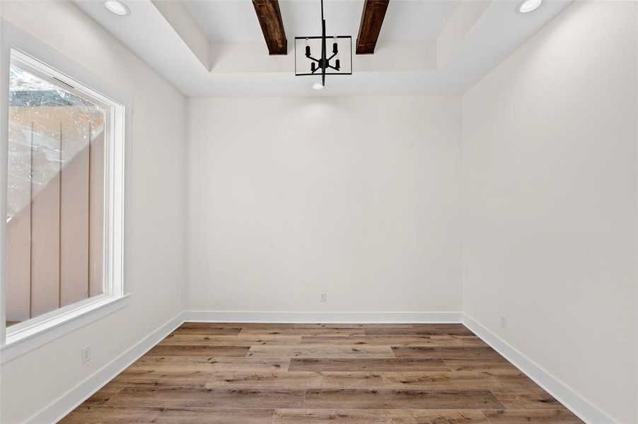 Spacious, unfurnished interior of a new home in , Alba (Image 14).