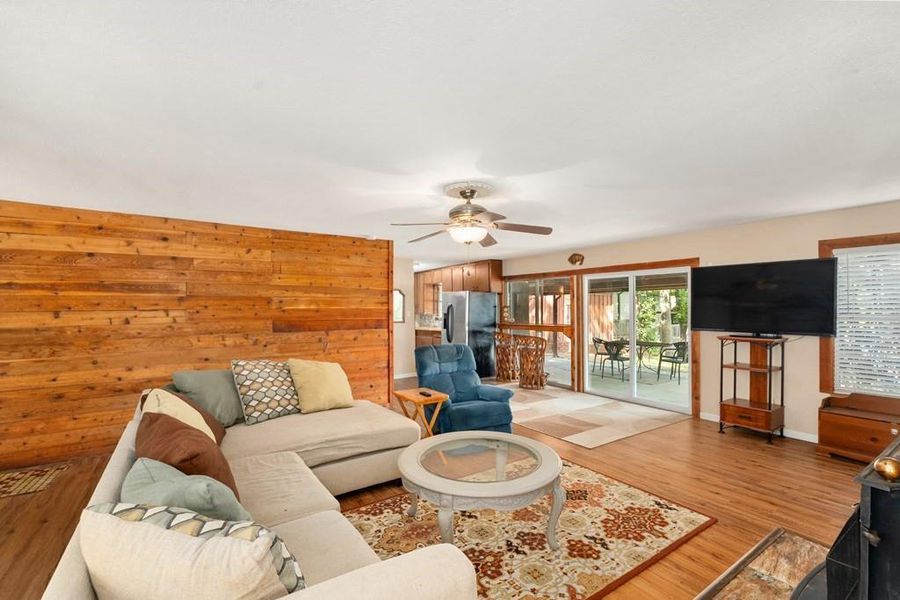 Furnished interior view inside a new home in , Gun Barrel City (Image 14).