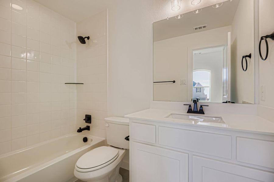 2650 Merrell - Full Bathroom 2650 Merrell - Full Bathroom