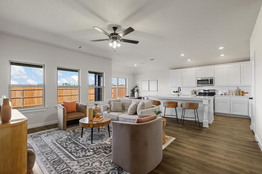 Representative furnished interior of a home built from the Essex by Cheldan Homes in Stoneview, Glen Rose (Image 12).