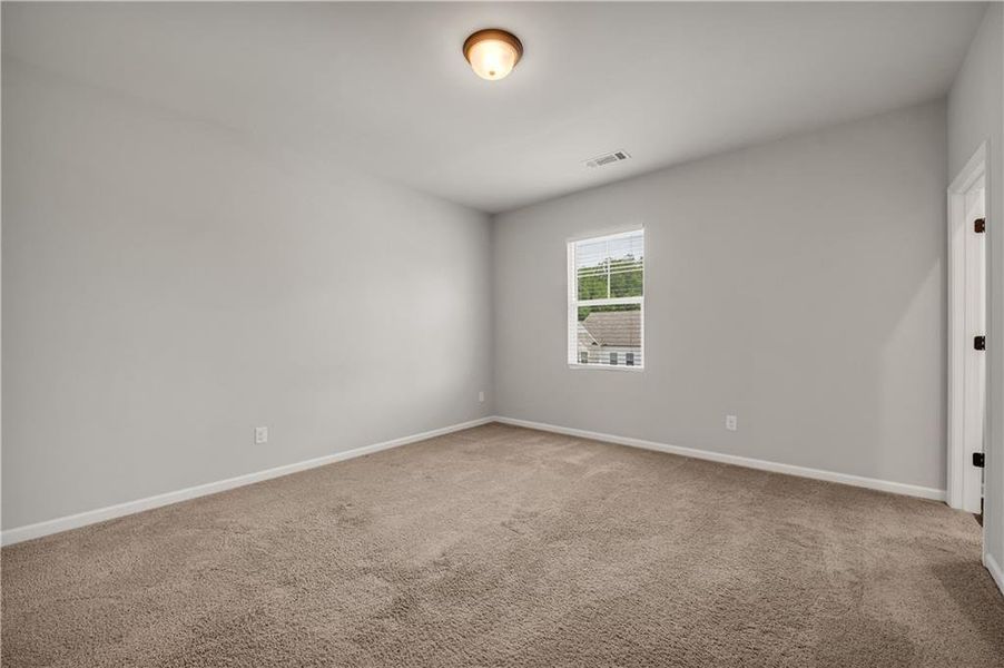 Spacious, unfurnished interior of a new home in , Lawrenceville (Image 33).