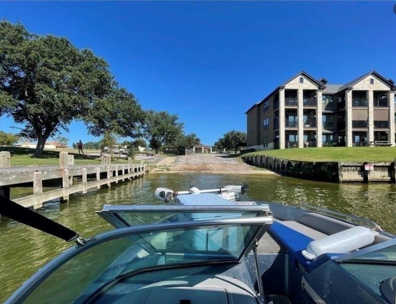 Image 6 of a home in .