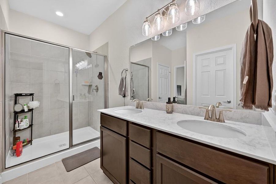 Furnished interior view inside a new home in , Crandall (Image 20).
