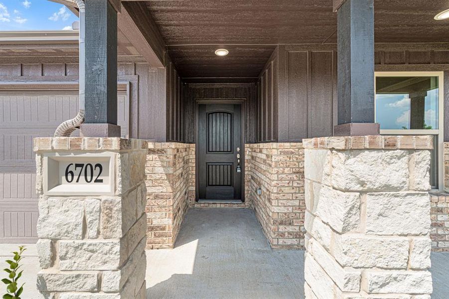 Image 32 of a home in Bridgepoint. Image 32 of a home in Bridgepoint.