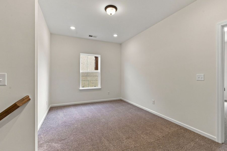 Spacious, unfurnished interior of a new home in Spring Branch, Smyrna (Image 29).