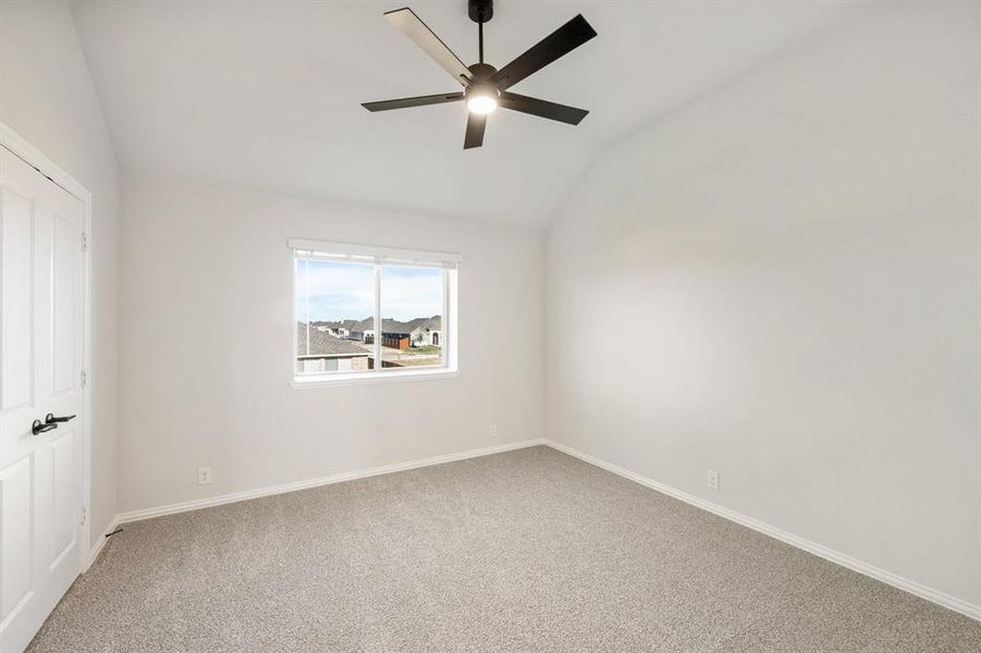 Spacious, unfurnished interior of a new home in Star Ranch Classic 50, Godley (Image 36).