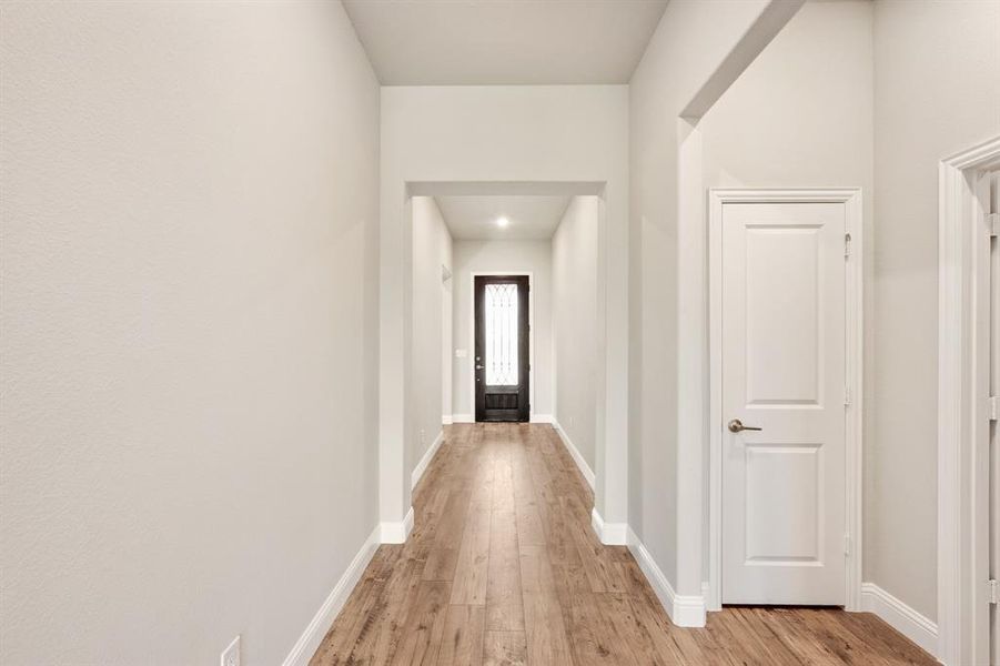 Spacious, unfurnished interior of a new home in Sunset Ridge, Alvarado (Image 27).