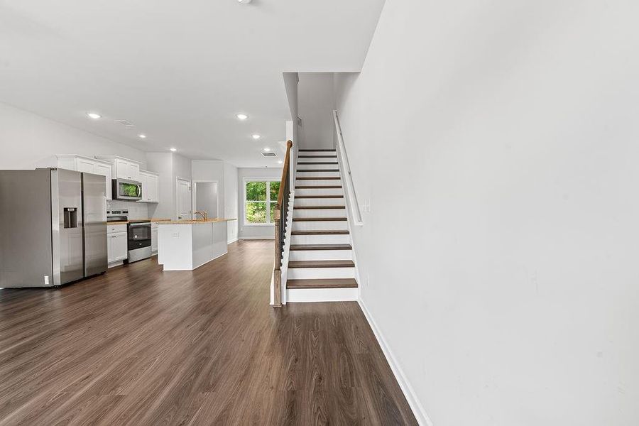 Spacious, unfurnished interior of a new home in , Lawrenceville (Image 30).