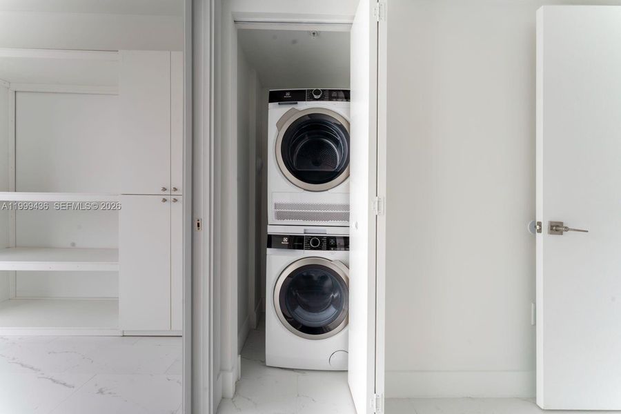Close-up of interior finishes inside a home in , Hollywood (Image 6).