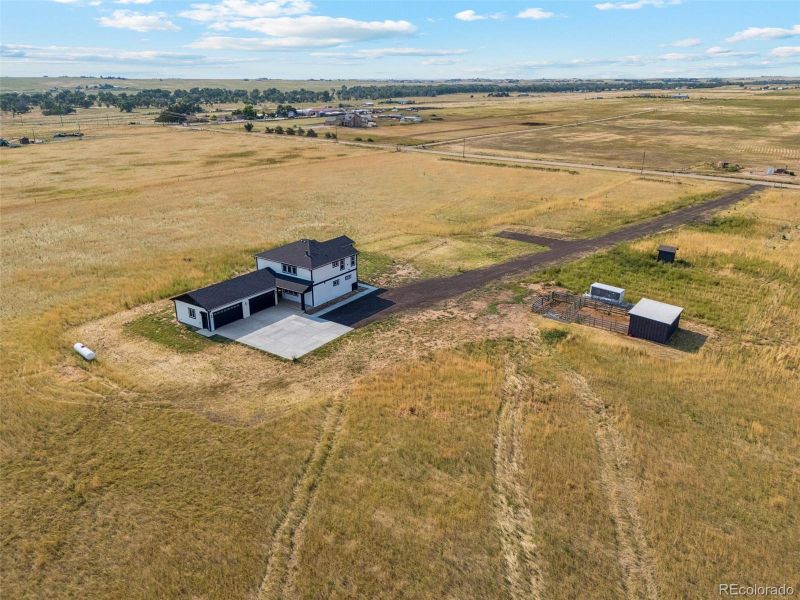 Image 34 of a home in .