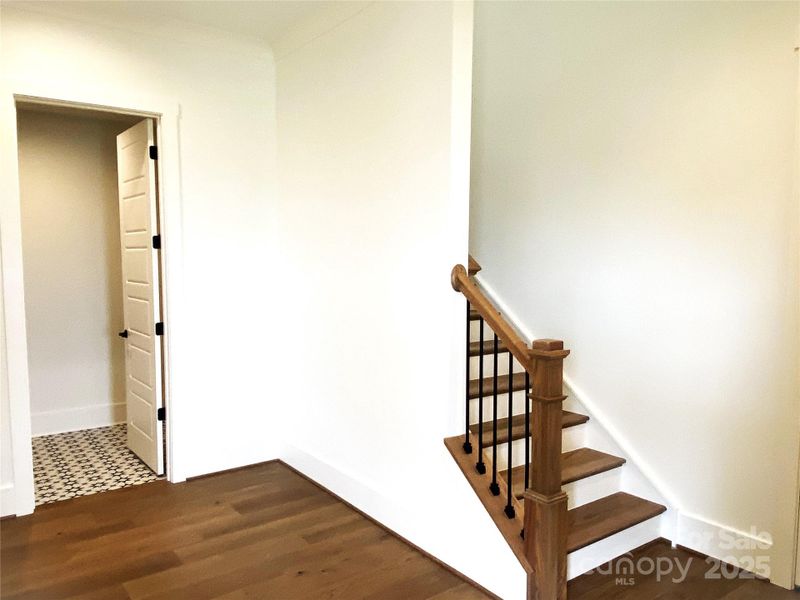 Image 41 of a home in .