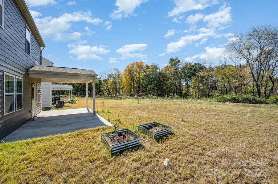 Image 37 of a home in Parkside Crossing.