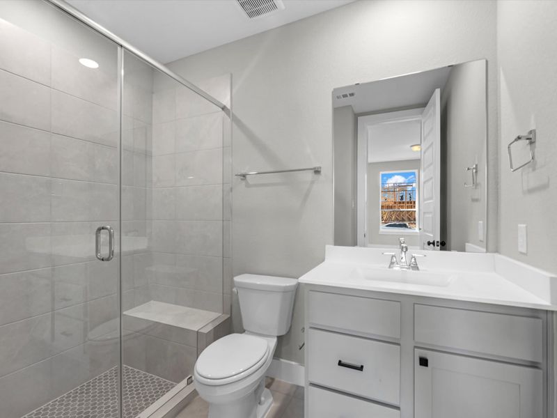 Furnished interior view inside a new home in Sienna 60’, Missouri City (Image 10).