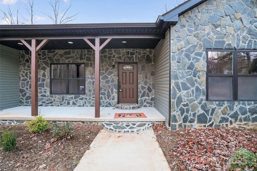 Exterior details and patio area of a home in , Statesville (Image 28).