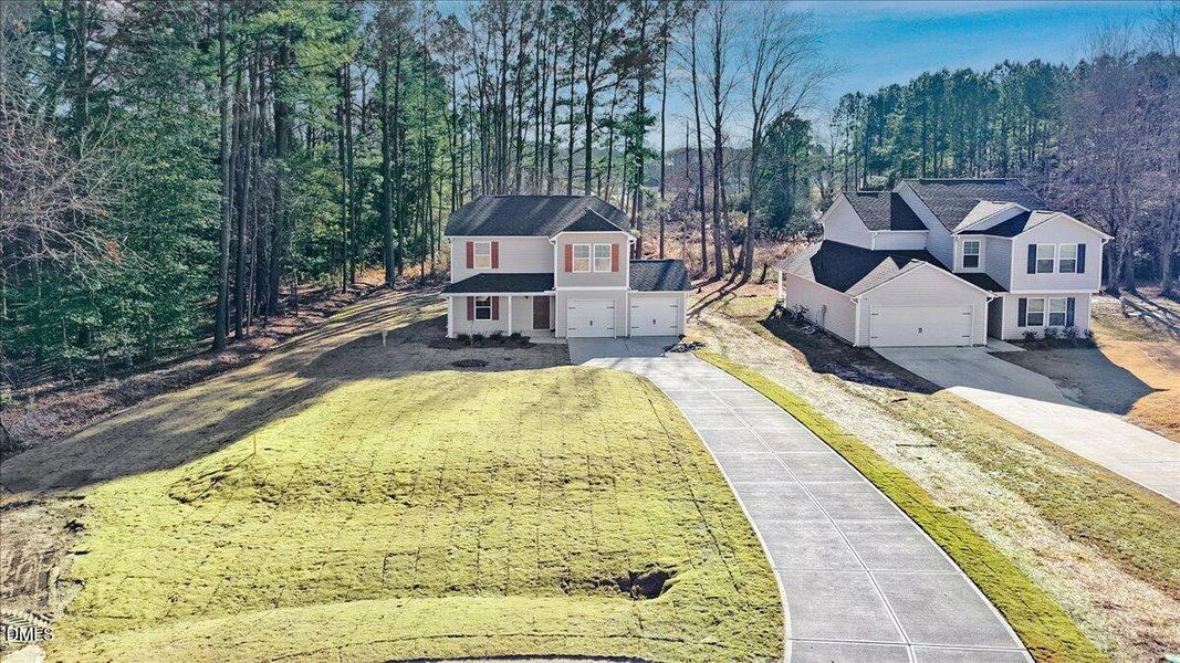 29-Aerial view showing large lot and cul