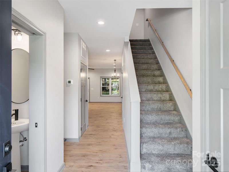 Image 28 of a home in .