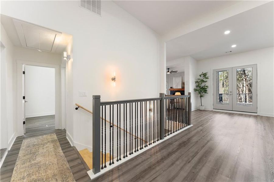 Image 84 of a home in .