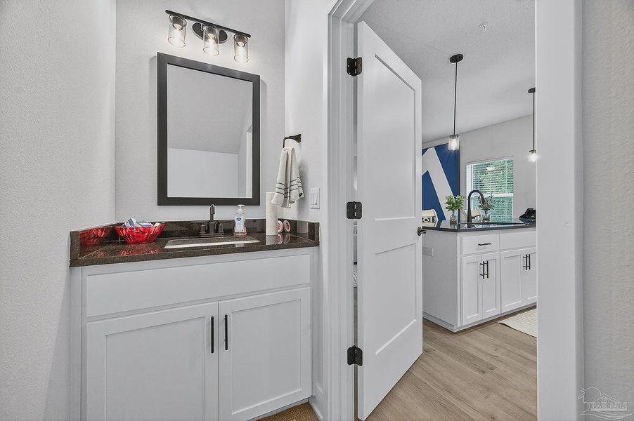 Image 22 of a home in Lexlee Estates.