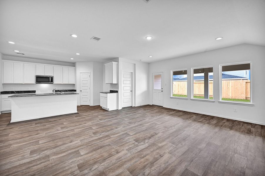 *Images and 3D tour is for illustration only and options may vary from home as built. *Images and 3D tour is for illustration only and options may vary from home as built.