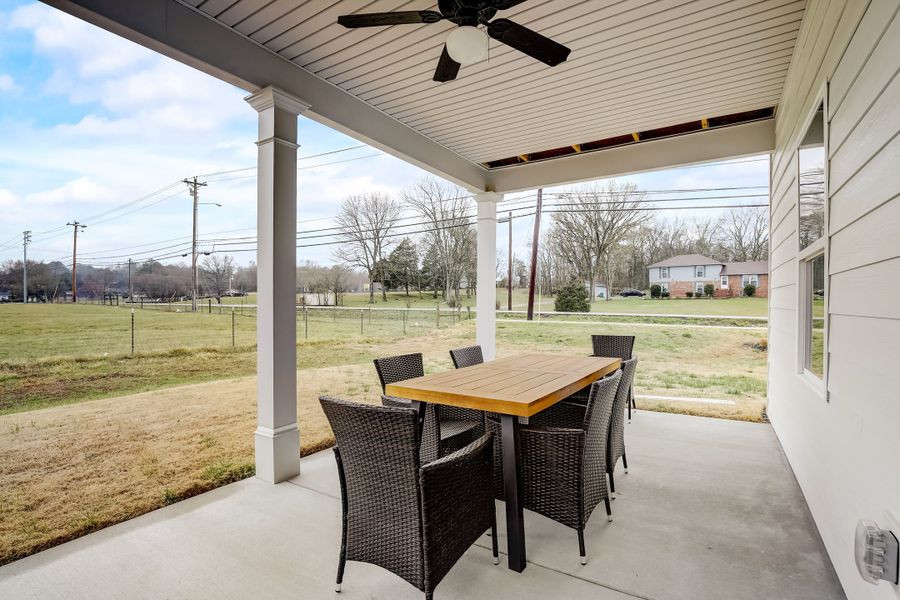 The Palmer - Optional Covered Back Patio