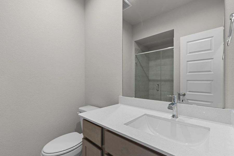 Image 32 of a home in Briarwood Crossing. Image 32 of a home in Briarwood Crossing.