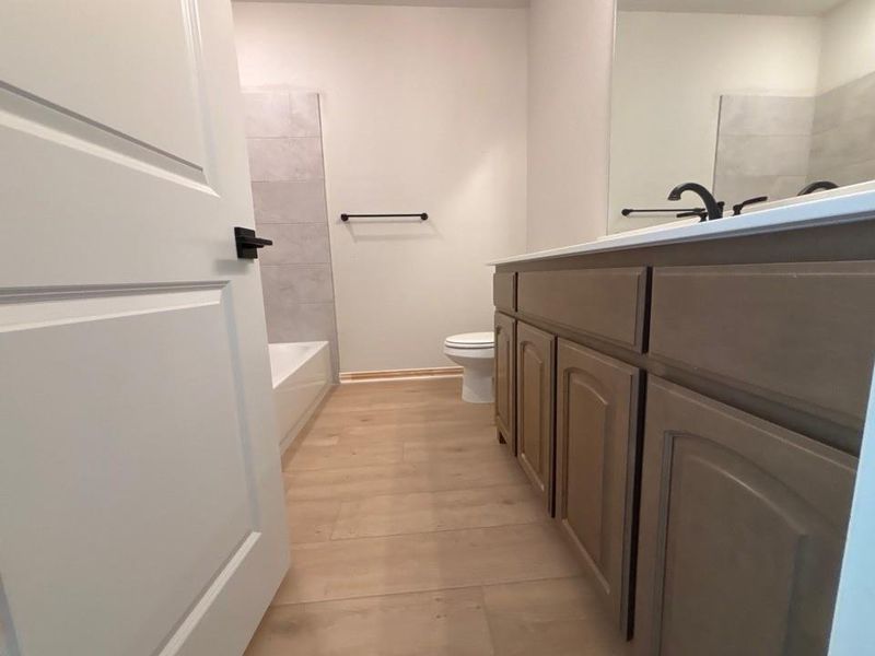 Furnished interior view inside a new home in Waterford Park, Weatherford (Image 4).