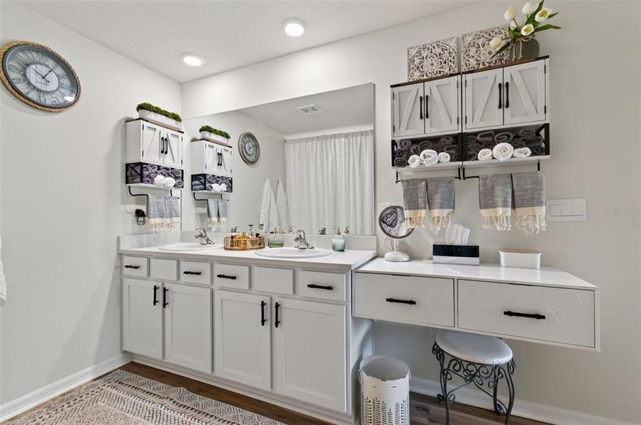 Furnished interior view inside a new home in Briarwood, Alachua (Image 32).